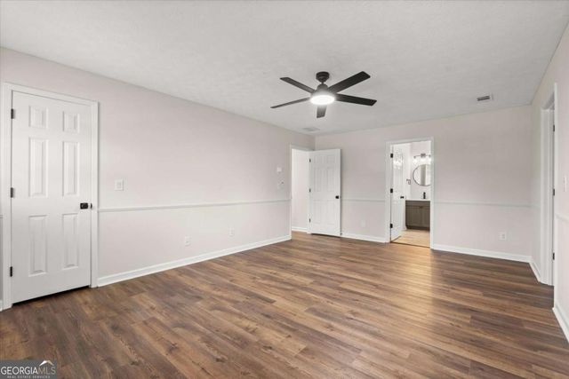 4922 Signal Court SW, Lilburn, GA 30047