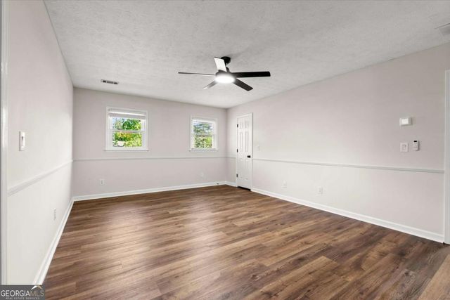 4922 Signal Court SW, Lilburn, GA 30047