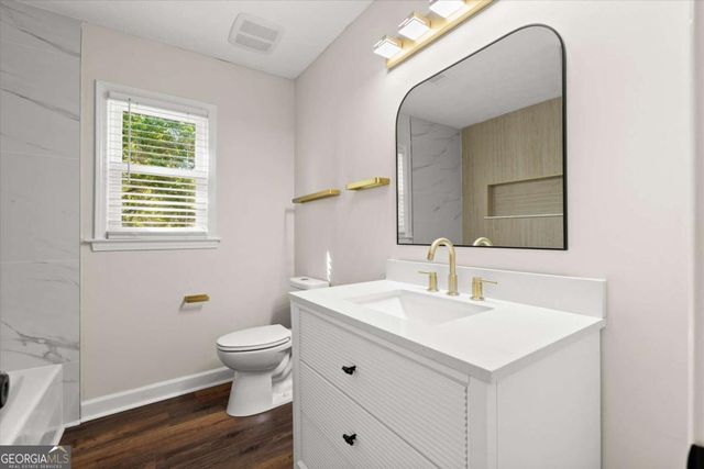 4922 Signal Court SW, Lilburn, GA 30047