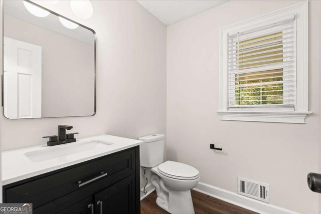 4922 Signal Court SW, Lilburn, GA 30047