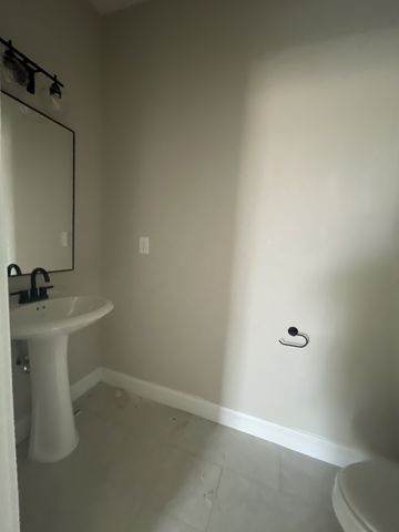 857 Burley Barn Rd, Clarksville, TN 37042