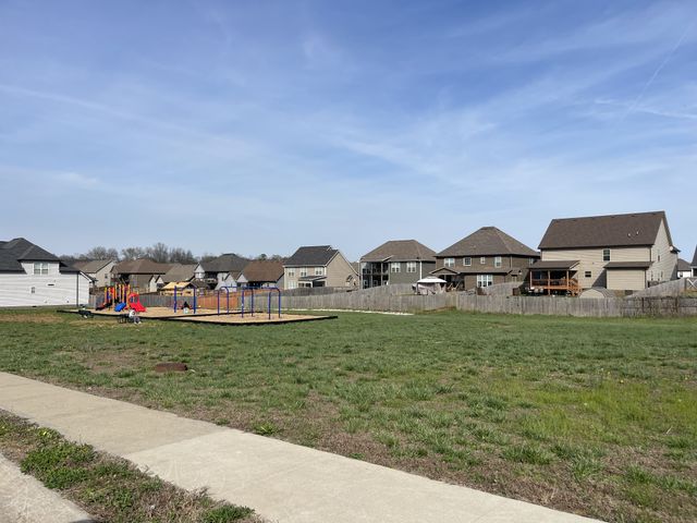 857 Burley Barn Rd, Clarksville, TN 37042
