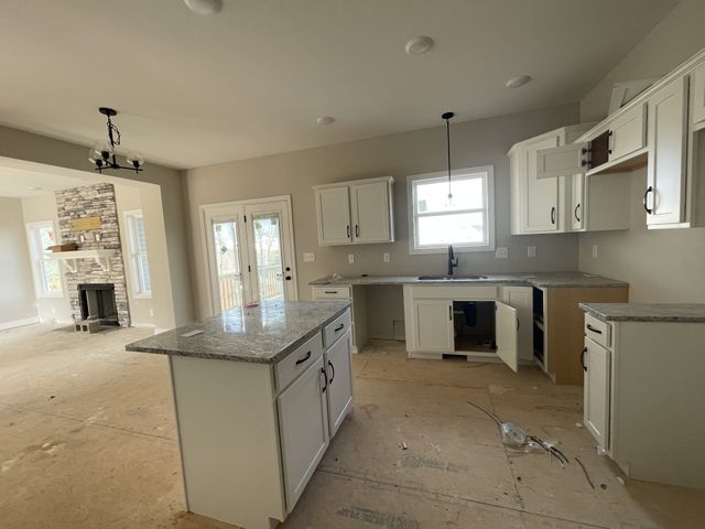 857 Burley Barn Rd, Clarksville, TN 37042