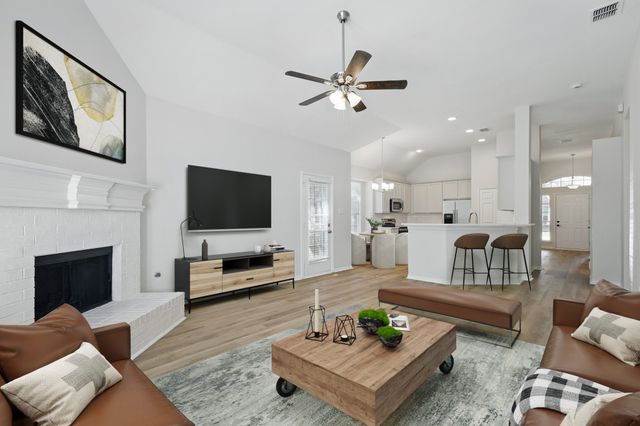 821 Pinnacle Circle, Lewisville, TX 75077
