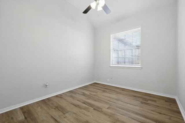 821 Pinnacle Circle, Lewisville, TX 75077