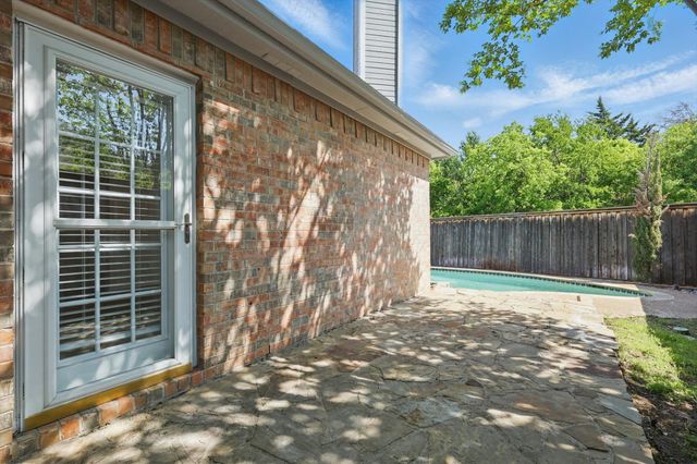 821 Pinnacle Circle, Lewisville, TX 75077