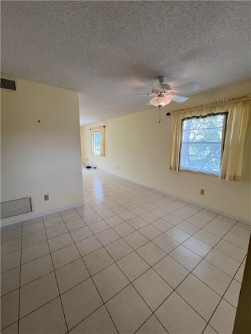 45 Vista Gardens Trail 201, Vero Beach, FL 32962
