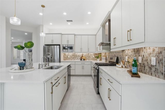 32626 TREE OF LIFE AVENUE, Wesley Chapel, FL 33543