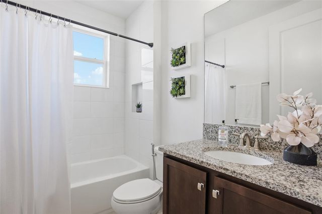 32626 TREE OF LIFE AVENUE, Wesley Chapel, FL 33543