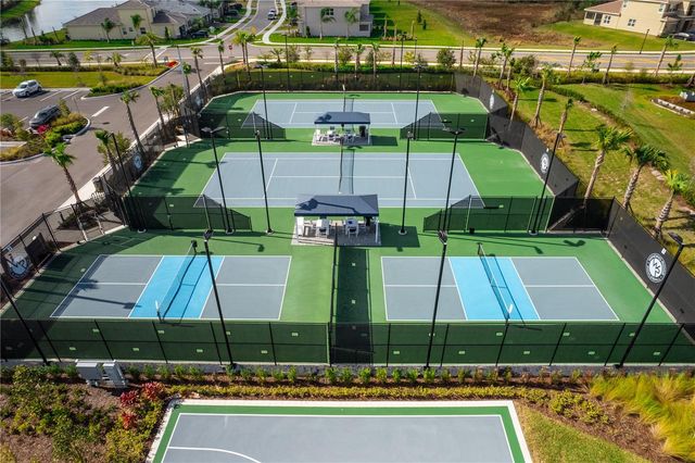 32626 TREE OF LIFE AVENUE, Wesley Chapel, FL 33543