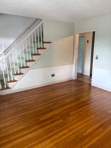7 Richard Rd, Marlborough, MA 01752