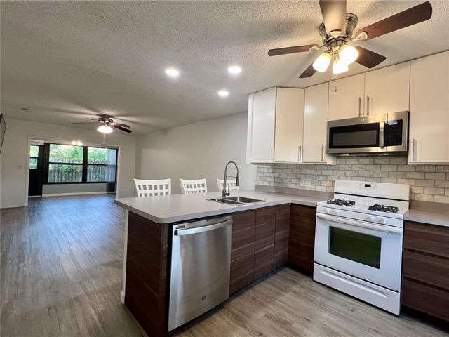 1185 MISSION CIRCLE, Clearwater, FL 33759