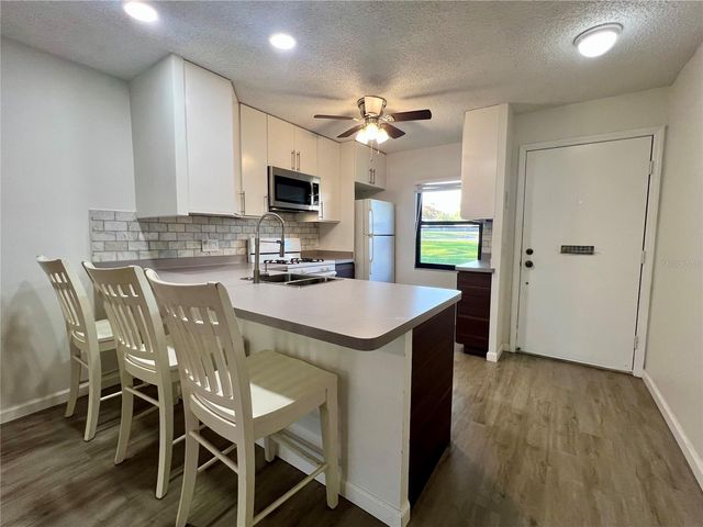 1185 MISSION CIRCLE, Clearwater, FL 33759