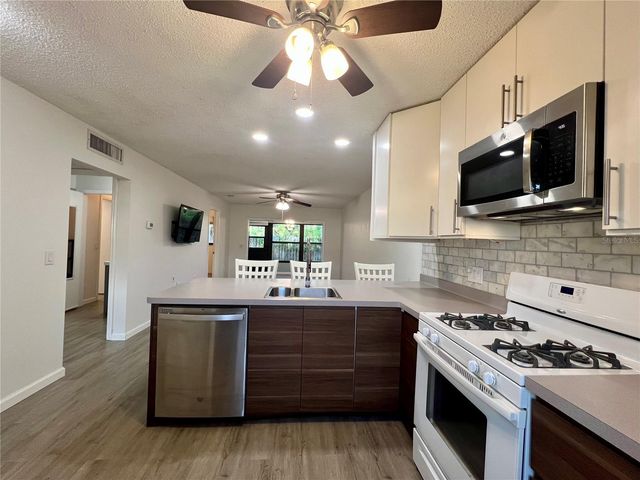 1185 MISSION CIRCLE, Clearwater, FL 33759