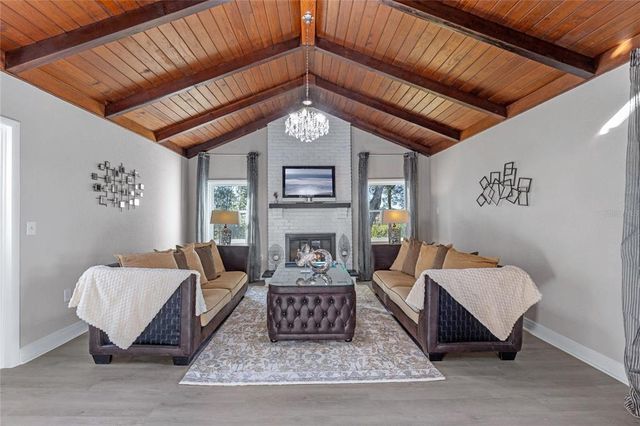 27623 LISA DRIVE, Tavares, FL 32778