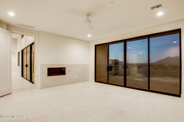 2769 W Black Cloud Court, Tucson, AZ 85745