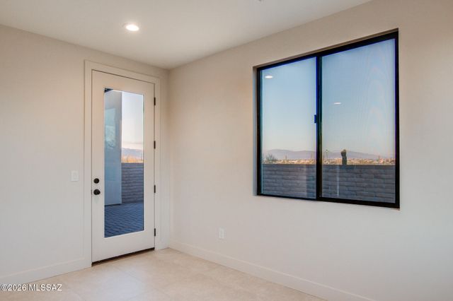 2769 W Black Cloud Court, Tucson, AZ 85745