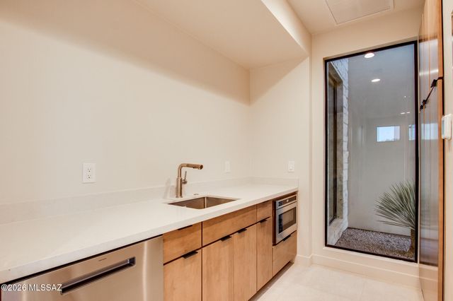 2769 W Black Cloud Court, Tucson, AZ 85745