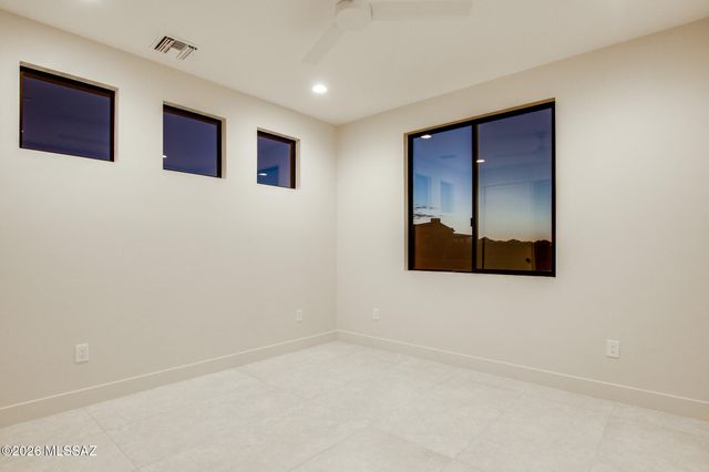 2769 W Black Cloud Court, Tucson, AZ 85745