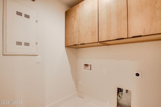 2769 W Black Cloud Court, Tucson, AZ 85745