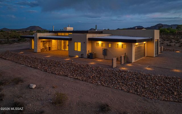 2769 W Black Cloud Court, Tucson, AZ 85745