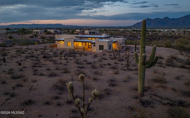 2769 W Black Cloud Court, Tucson, AZ 85745