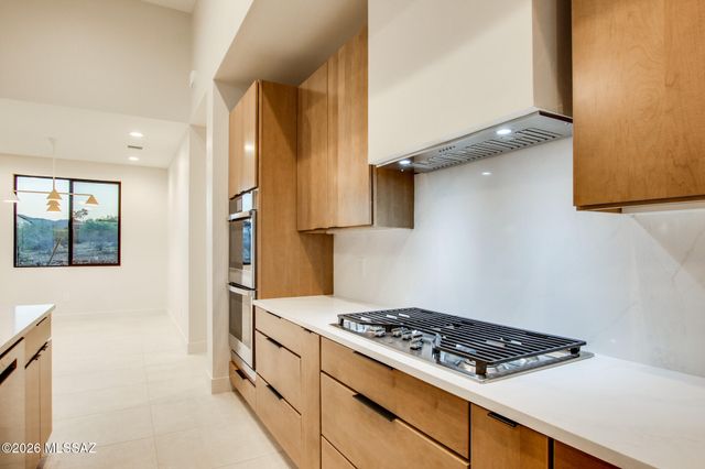 2769 W Black Cloud Court, Tucson, AZ 85745