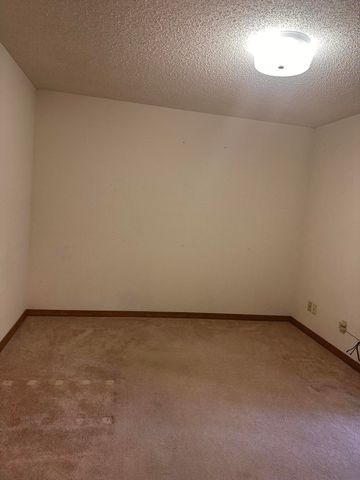 154 A Scofield Avenue, Forsyth, MO 65653