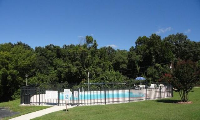 154 A Scofield Avenue, Forsyth, MO 65653