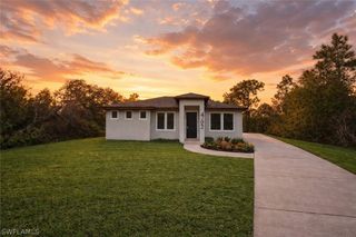 4602 Inez AVE S, Lehigh Acres, FL 33976