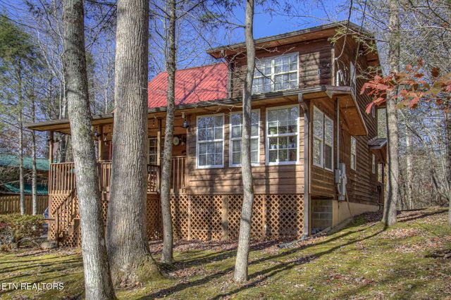 4917 Latta Way, Gatlinburg, TN 37738