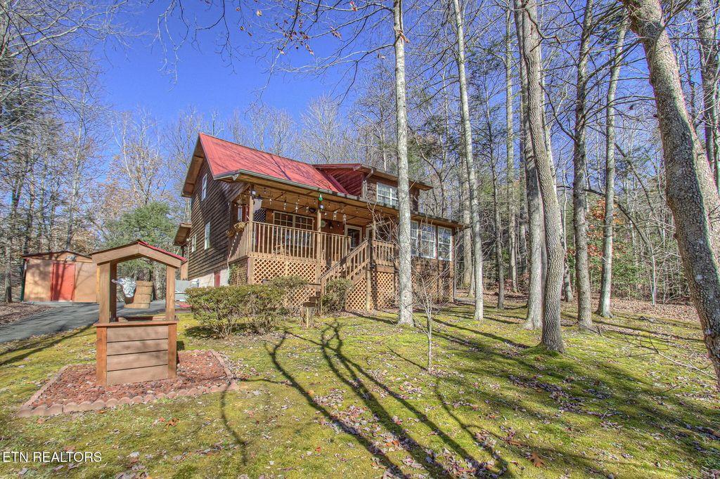 4917 Latta Way, Gatlinburg, TN 37738