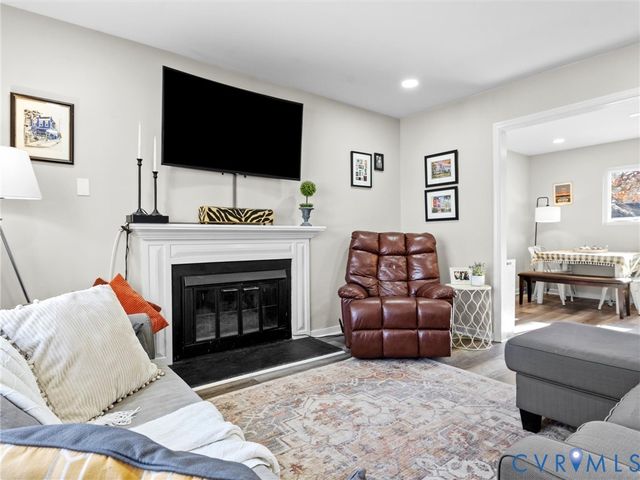 8807 Midway Rd, Henrico, VA 23229