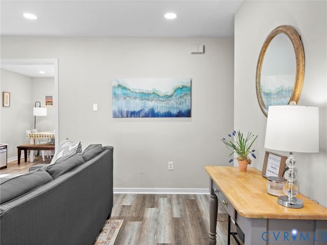 8807 Midway Rd, Henrico, VA 23229