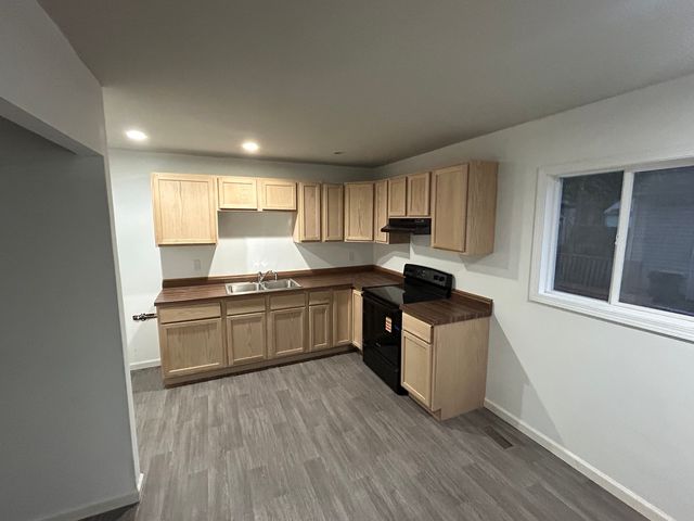 128 S Scottswood Drive, Urbana, IL 61802