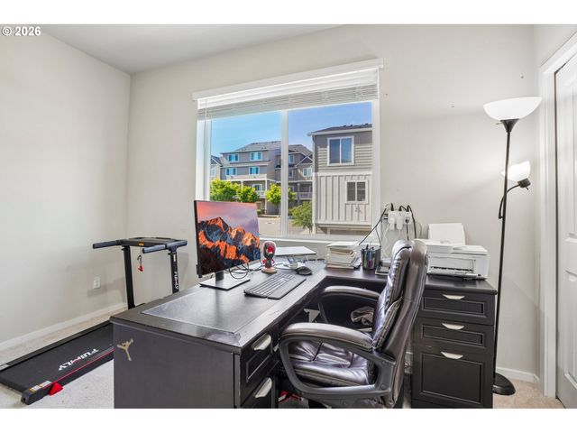 15708 Nw BLUEBLOSSOM St, Portland, OR 97229