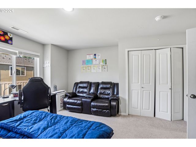 15708 Nw BLUEBLOSSOM St, Portland, OR 97229