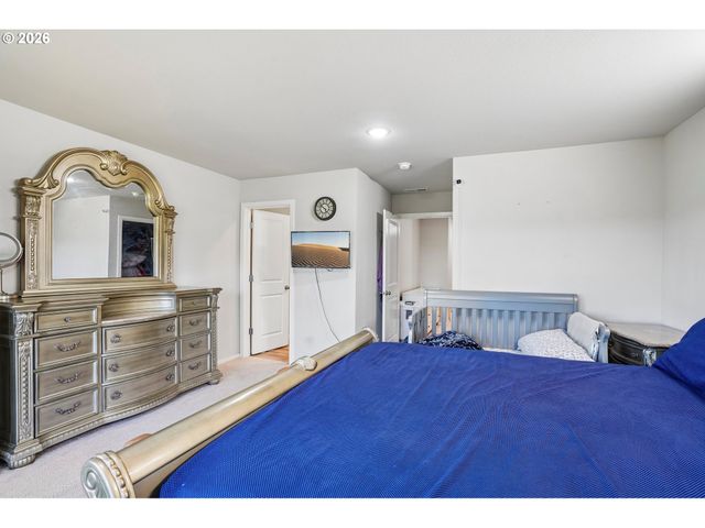 15708 Nw BLUEBLOSSOM St, Portland, OR 97229