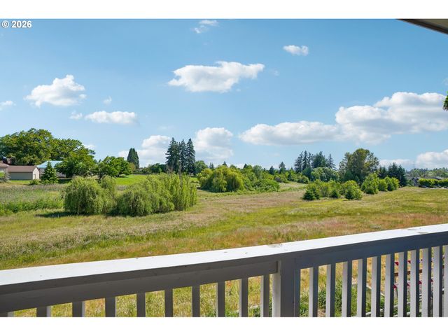 15708 Nw BLUEBLOSSOM St, Portland, OR 97229
