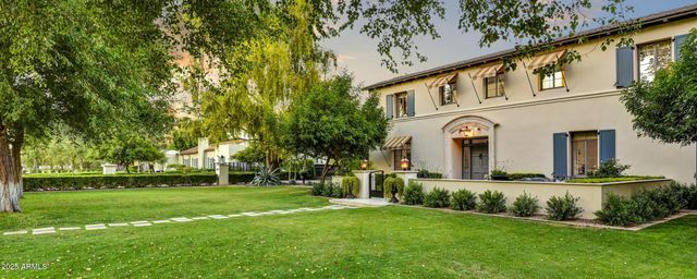 3007 N MANOR Drive W, Phoenix, AZ 85014