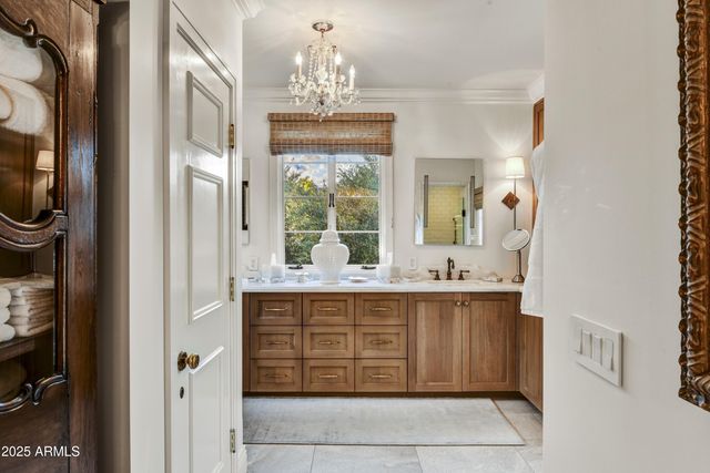 3007 N MANOR Drive W, Phoenix, AZ 85014