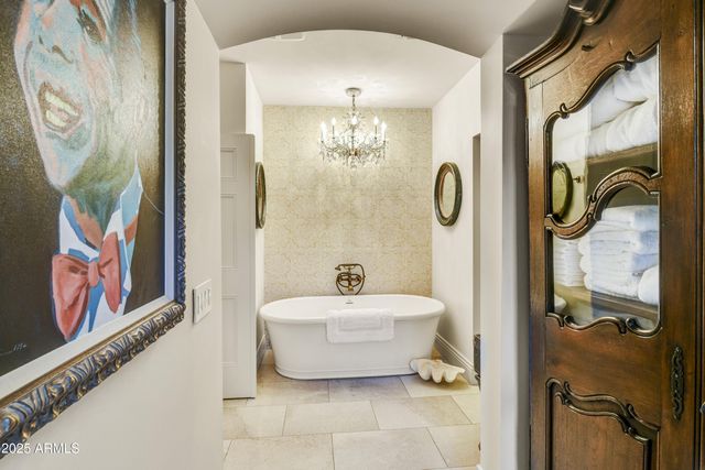 3007 N MANOR Drive W, Phoenix, AZ 85014