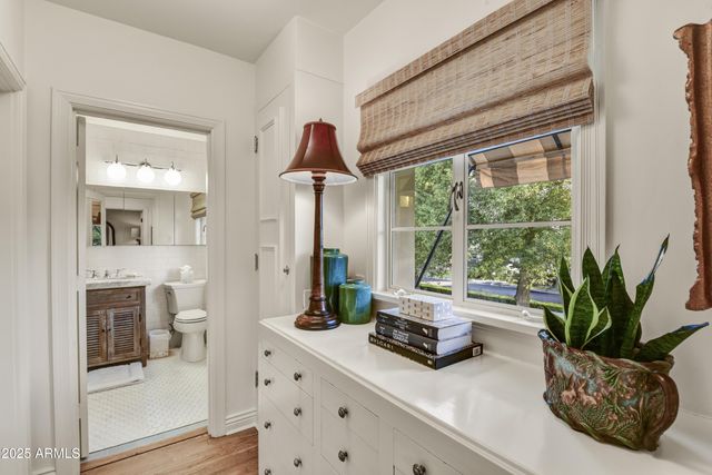 3007 N MANOR Drive W, Phoenix, AZ 85014