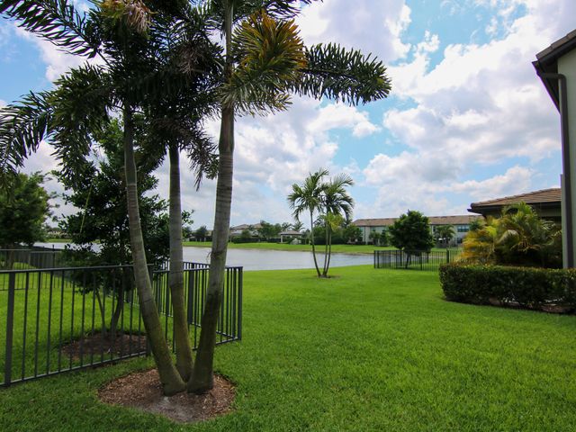 8333 Rearing Lane, Lake Worth, FL 33467