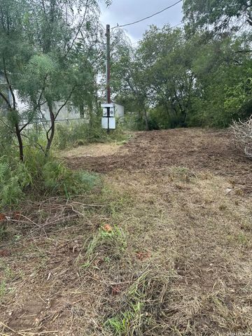 5135 Sherry, San Antonio, TX 78242
