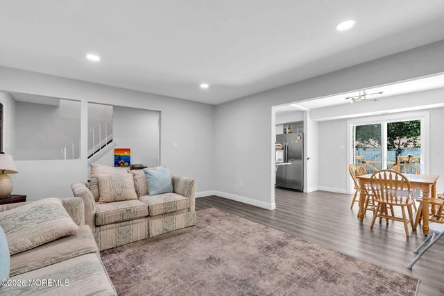 3 Riverwood Court, Toms River, NJ 08757