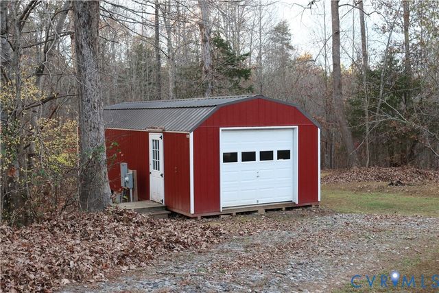 128 Quarry, Cumberland, VA 23040