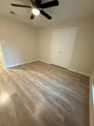 4747 Clover Street, Houston, TX 77033