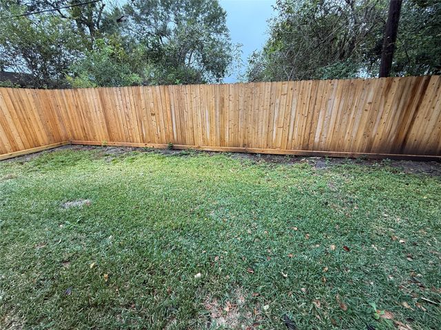 4747 Clover Street, Houston, TX 77033