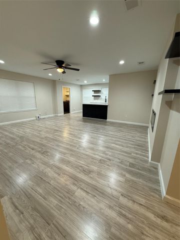 4747 Clover Street, Houston, TX 77033